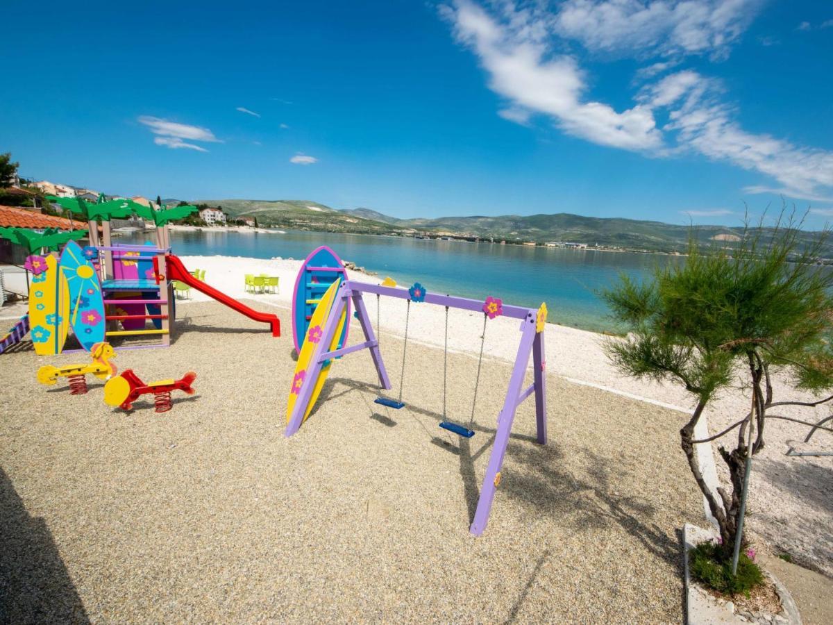 Apartment Mornar-2 By Interhome Trogir Exterior foto