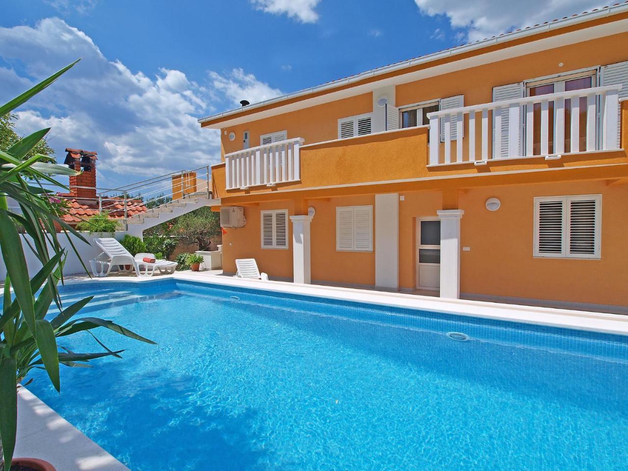 Apartment Mornar-2 By Interhome Trogir Exterior foto